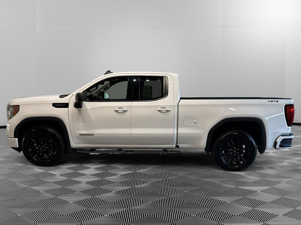 Used 2022 GMC Sierra 1500 Elevation AWD/4WD image 2