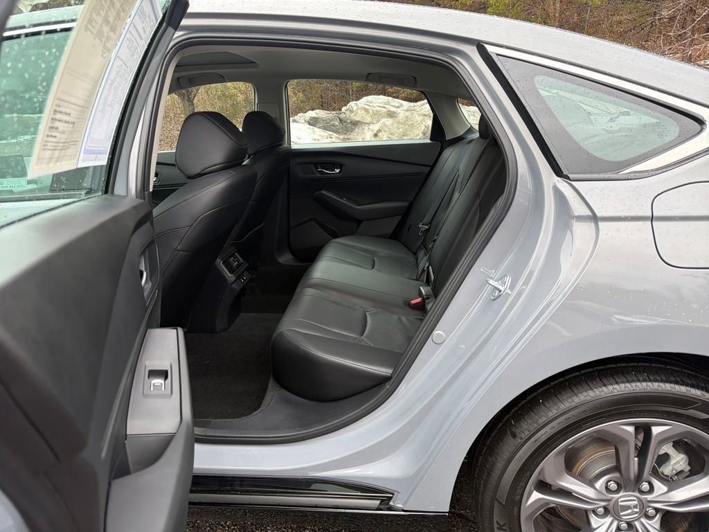 Used 2025 Honda Accord EX-L image 27