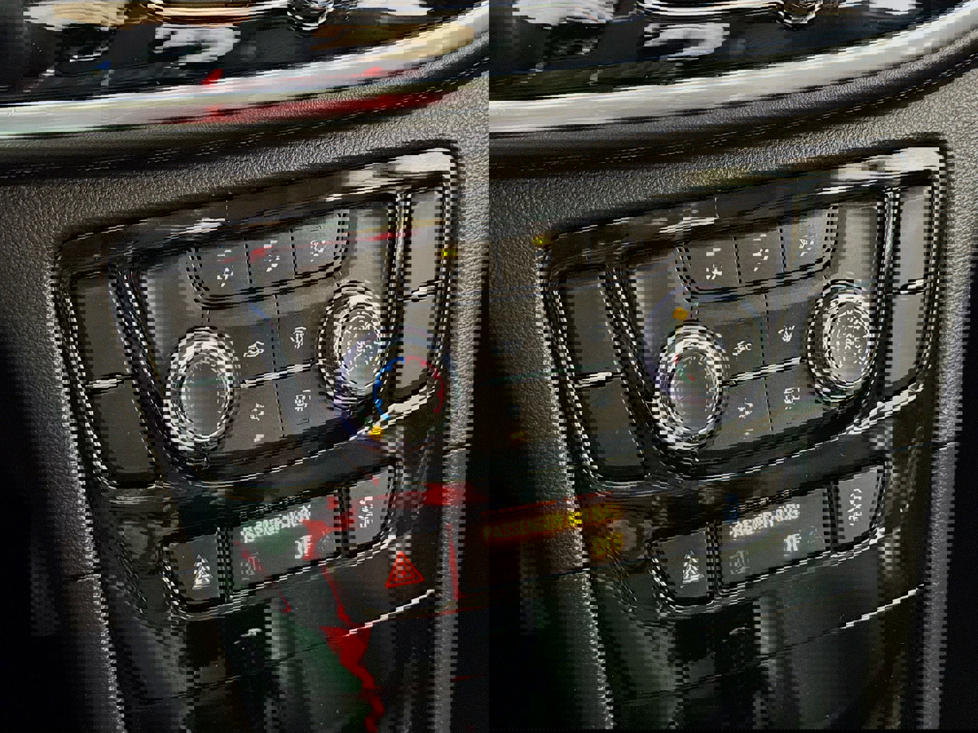 Used 2019 Buick Encore Preferred image 16