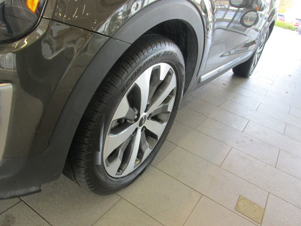 Used 2022 Kia Telluride EX w/ EX Premium Package image 11