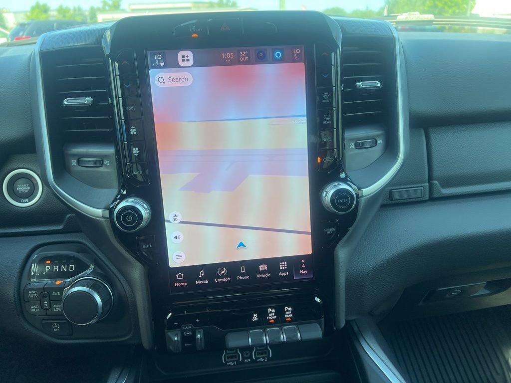 New 2026 RAM 1500 4x4 Crew Cab image 39