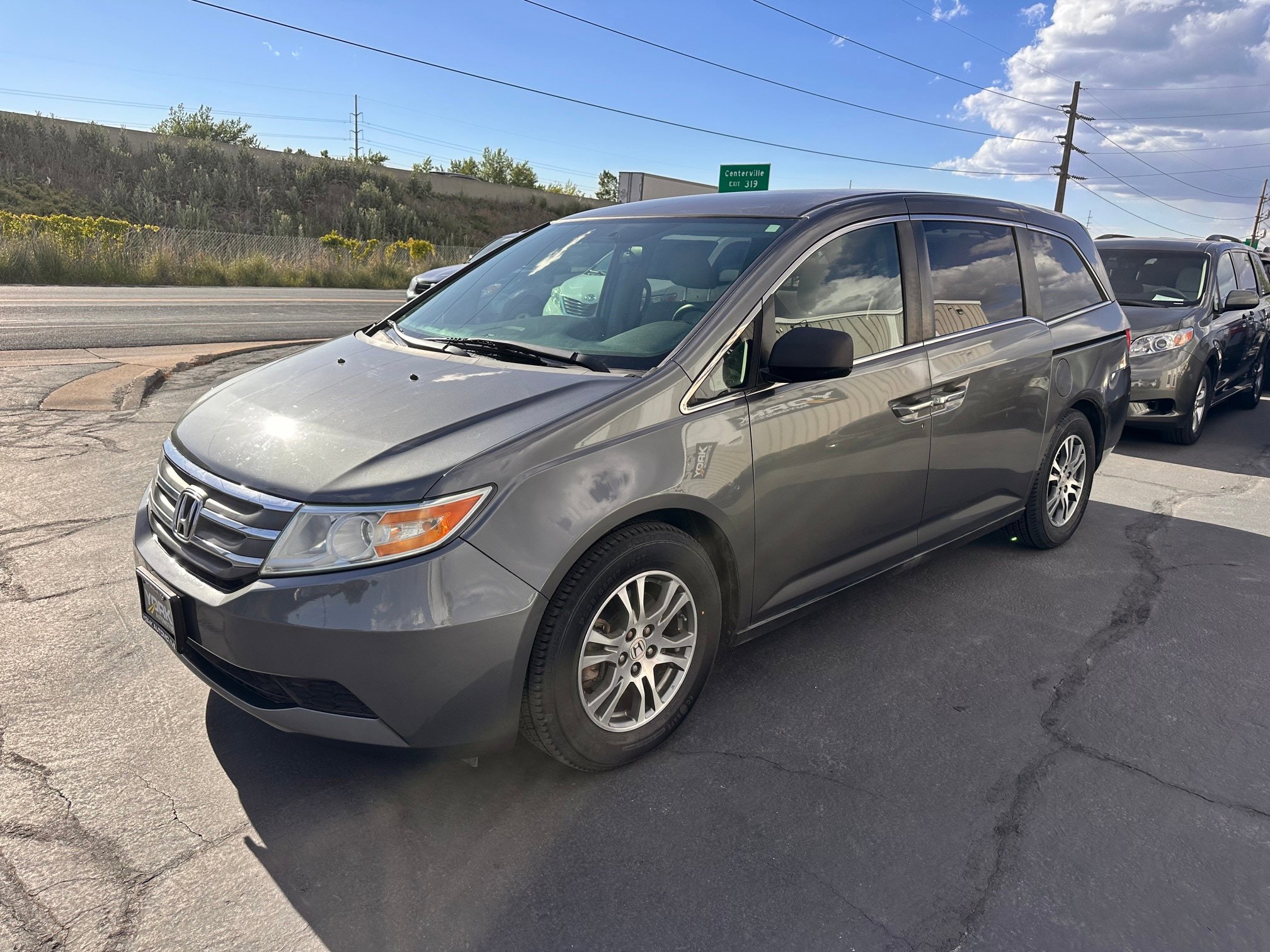 Used 2013 Honda Odyssey EX image 2