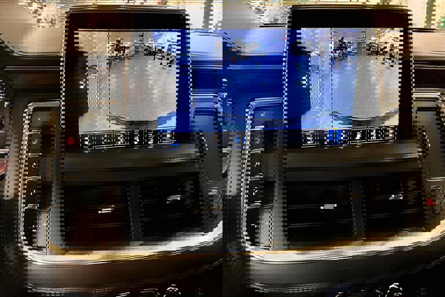 Used 2021 Chevrolet Tahoe High Country w/ Premium Package image 26