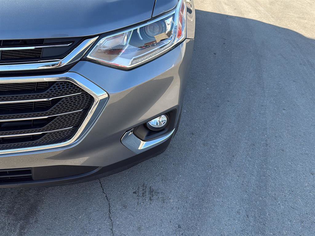 Used 2021 Chevrolet Traverse LT image 5