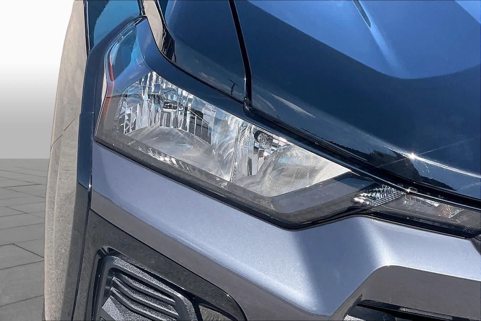 Used 2023 Chevrolet Colorado LT w/ LT Convenience Package II AWD/4WD image 27