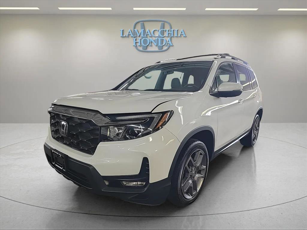 Used 2023 Honda Passport EX-L image 2