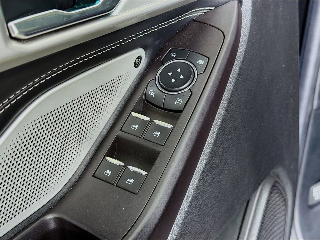 Used 2020 Ford Explorer ST w/ ST Street Pack image 22