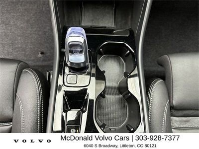 New 2025 Volvo XC40 B5 Plus w/ Protection Package Premier AWD/4WD image 17
