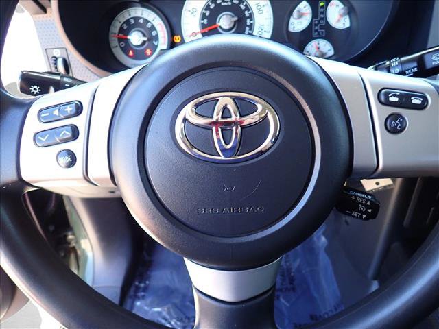 Used 2014 Toyota FJ Cruiser 4WD w/ Convenience Package image 12