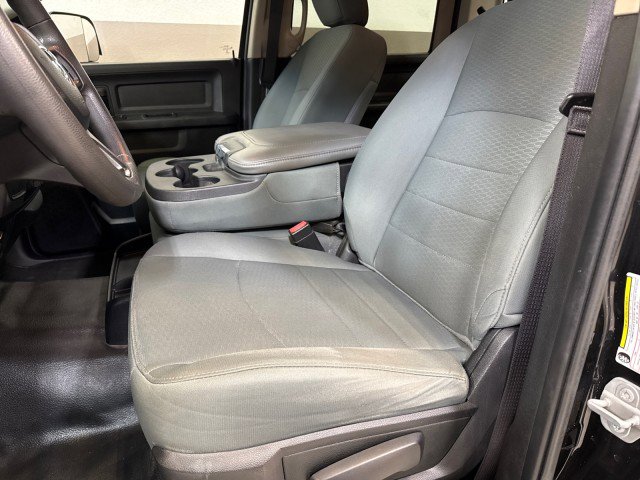 Used 2018 RAM 2500 Tradesman w/ Chrome Appearance Group image 17