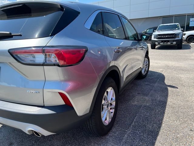 Used 2022 Ford Escape SE AWD/4WD image 7