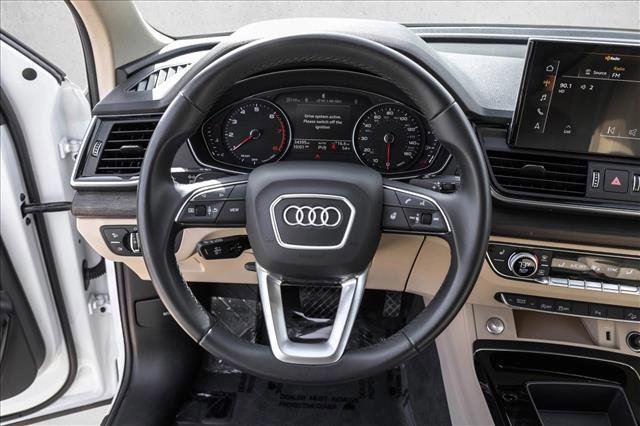 Used 2023 Audi Q5 2.0T Premium w/ Convenience Package AWD/4WD image 13