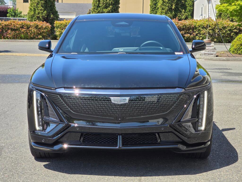 New 2026 Cadillac Lyriq V image 12