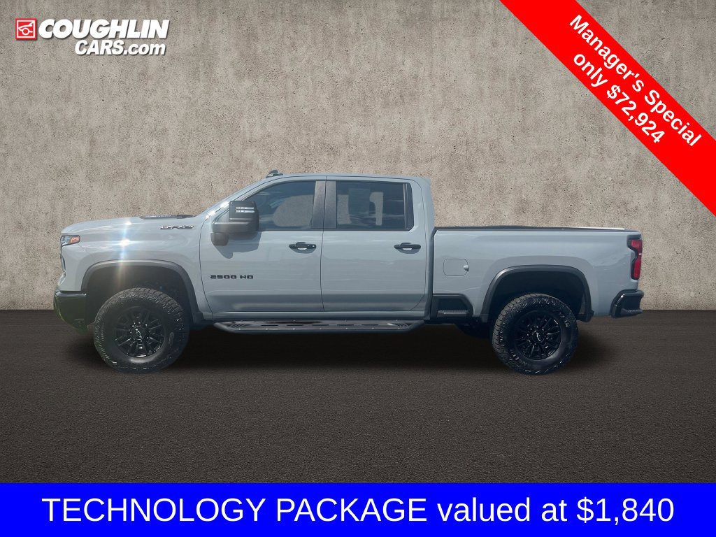Used 2025 Chevrolet Silverado 2500 ZR2 w/ Technology Package AWD/4WD image 2