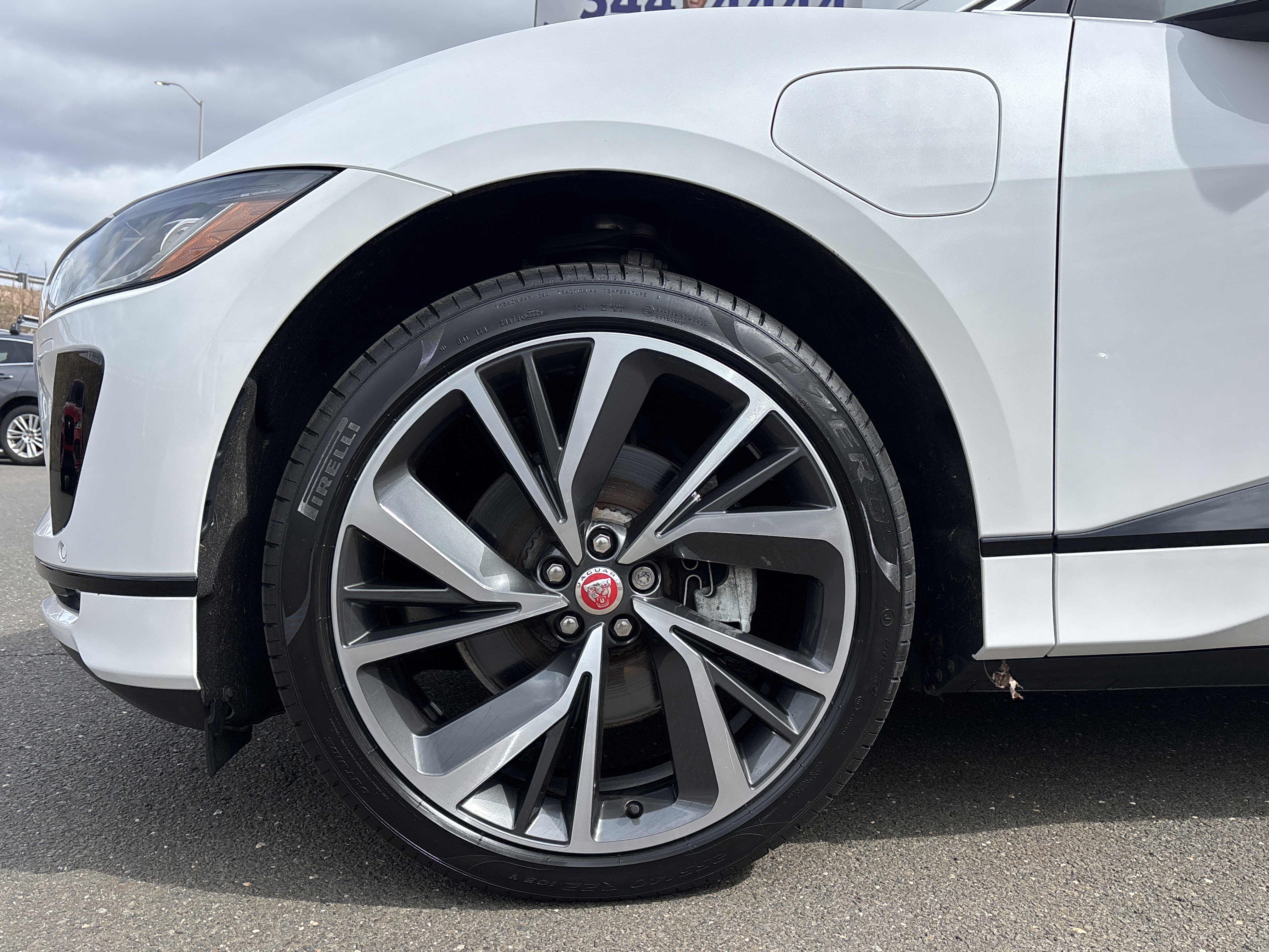 Certified 2023 Jaguar I-PACE HSE image 10