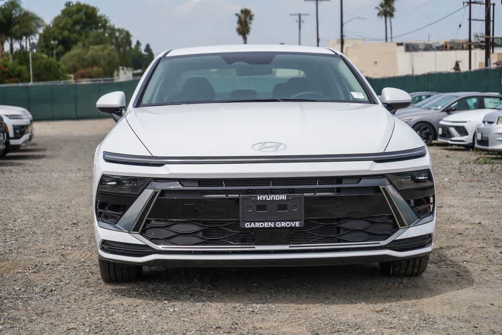 New 2026 Hyundai Sonata SEL FWD image 2