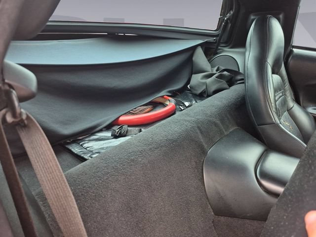 Used 2004 Chevrolet Corvette Coupe RWD image 18
