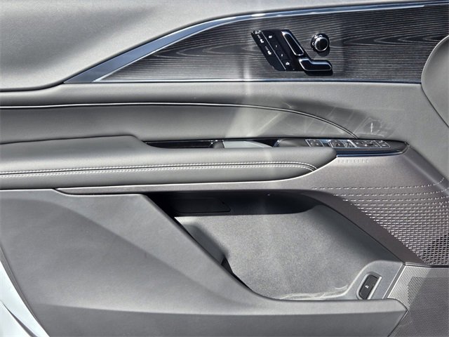 New 2026 Cadillac Lyriq Sport image 18