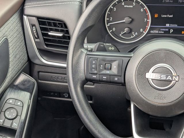 Used 2023 Nissan Rogue S image 19