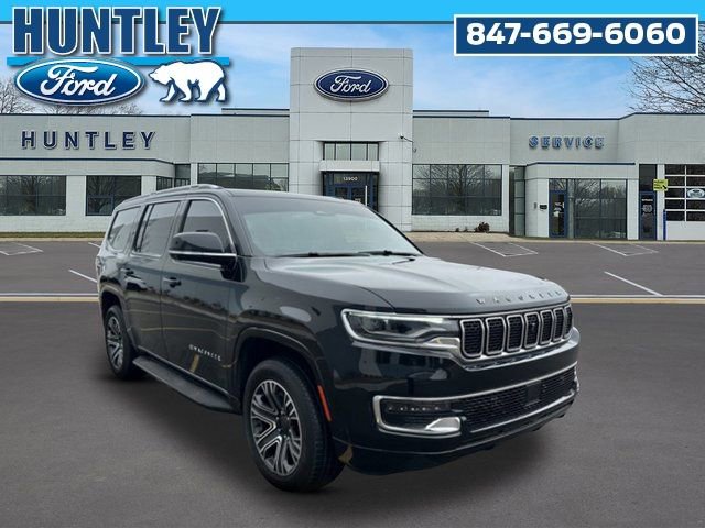 Used 2023 Jeep Wagoneer 4WD w/ Premium Group I image 4