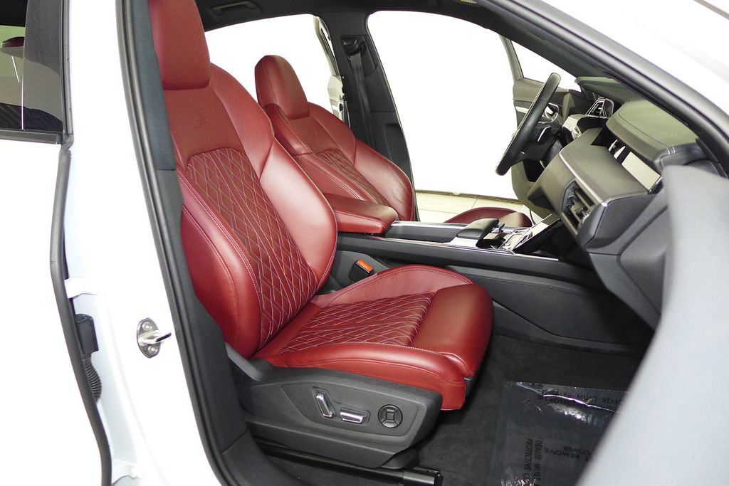 Used 2023 Audi e-tron S Premium Plus w/ Black Optic Package AWD/4WD image 19