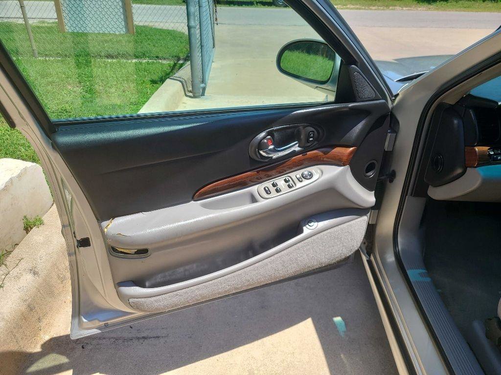 Used 2005 Buick Le Sabre Custom FWD image 9