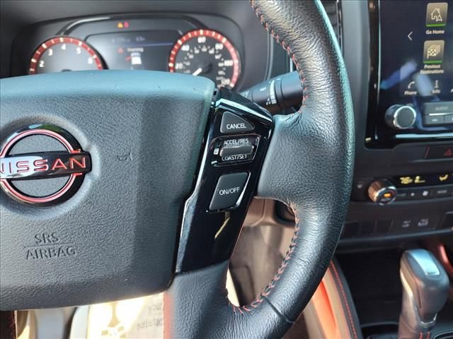 Used 2022 Nissan Frontier Pro-X image 16