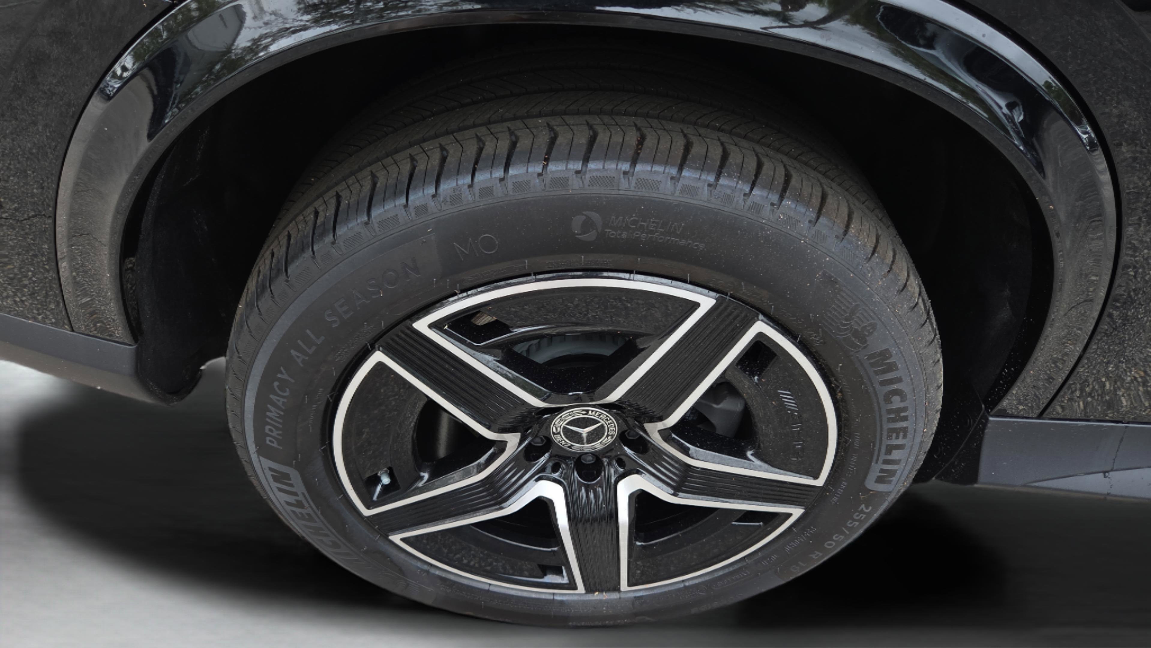 New 2026 Mercedes-Benz GLC 300 image 12