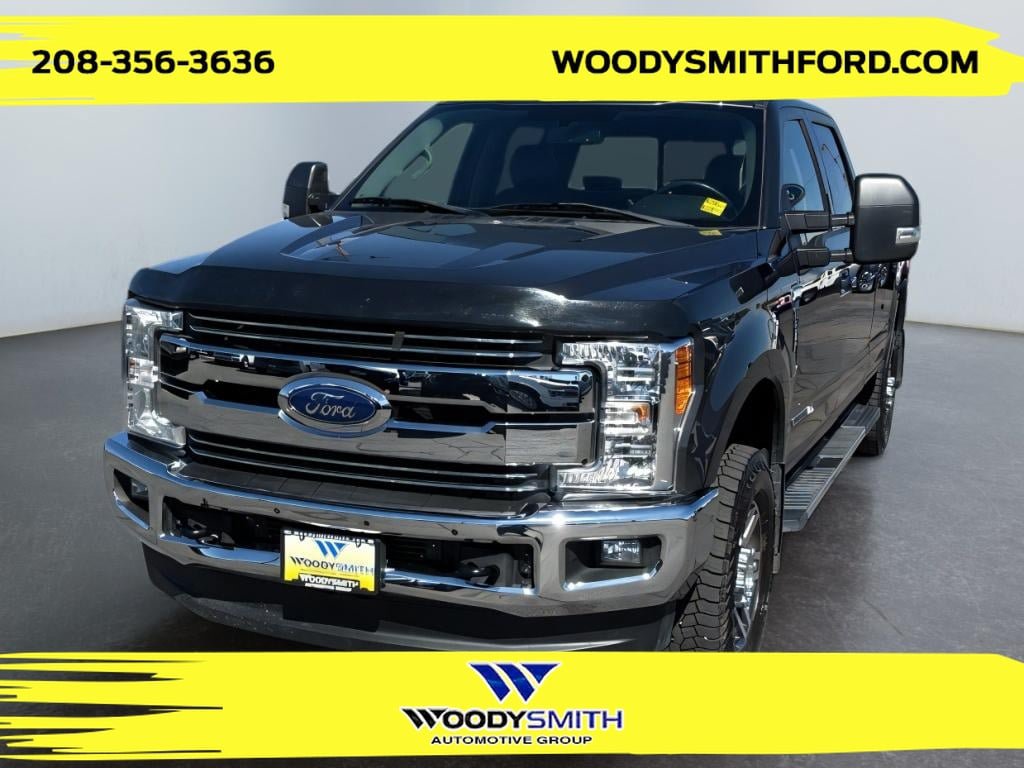 Used 2017 Ford F350 Lariat w/ Lariat Value Package AWD/4WD image 1