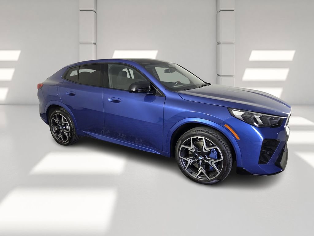 Used 2025 BMW X2 M35i image 4