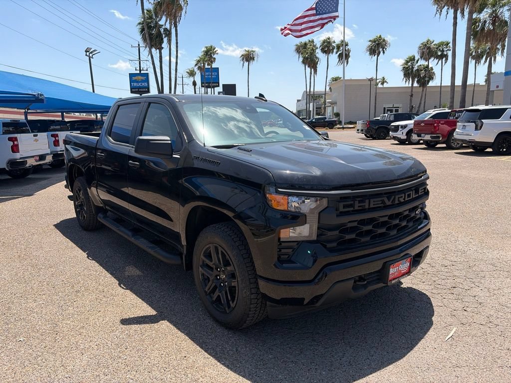 New 2026 Chevrolet Silverado 1500 Custom w/ Turbomax Blackout Package