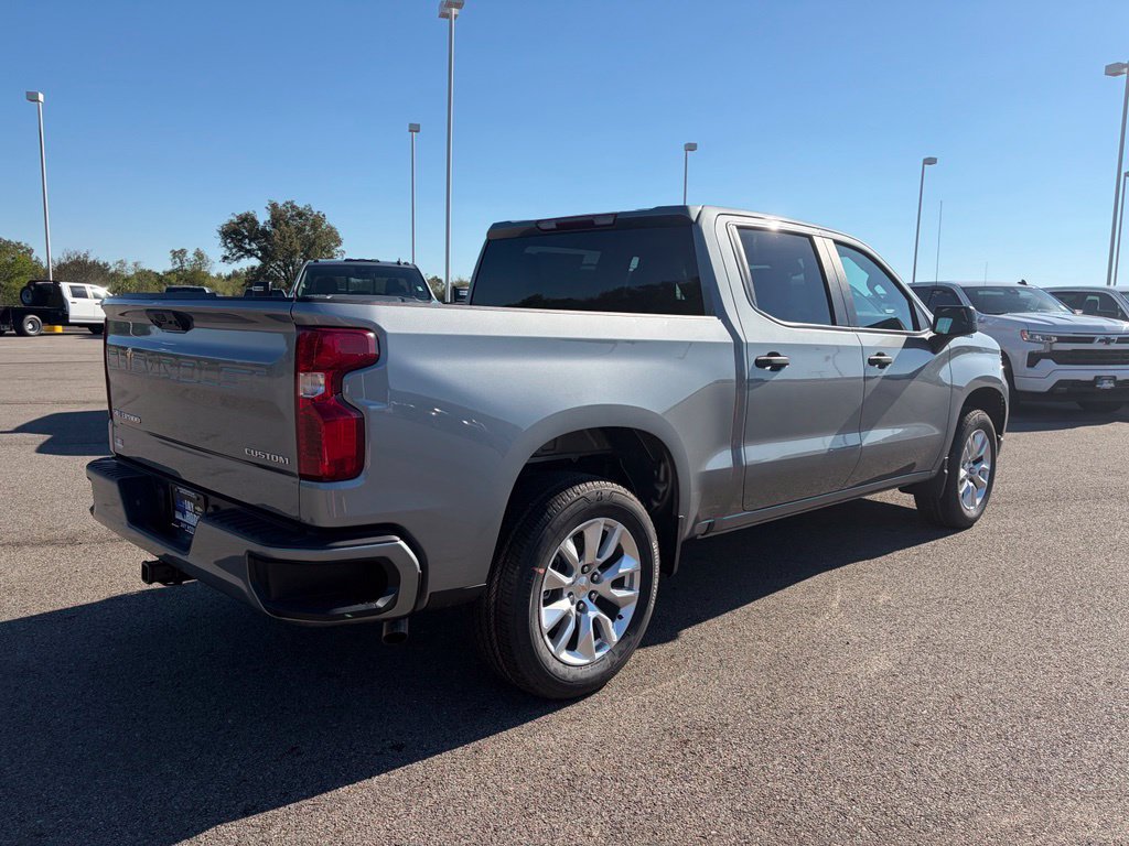 New 2026 Chevrolet Silverado 1500 Custom RWD image 5
