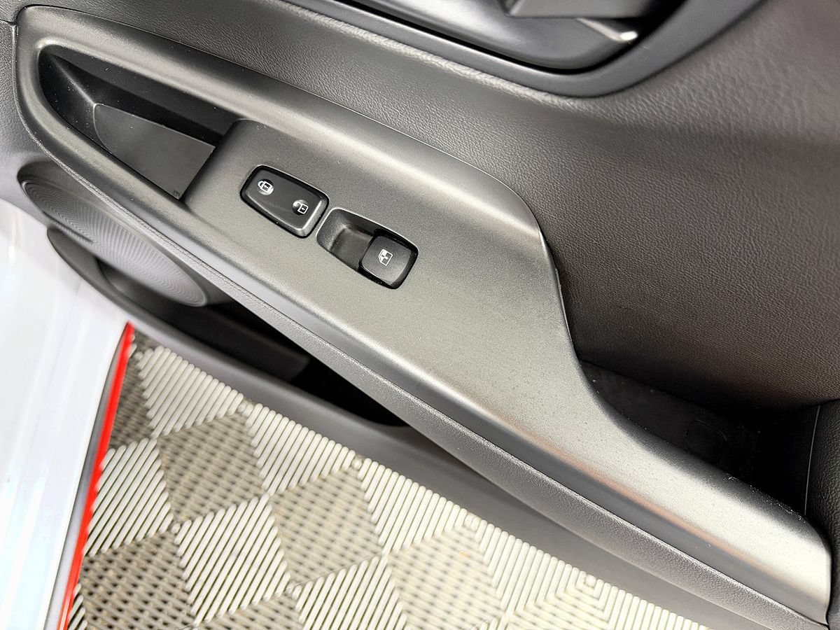 Used 2022 Hyundai Kona N FWD image 46