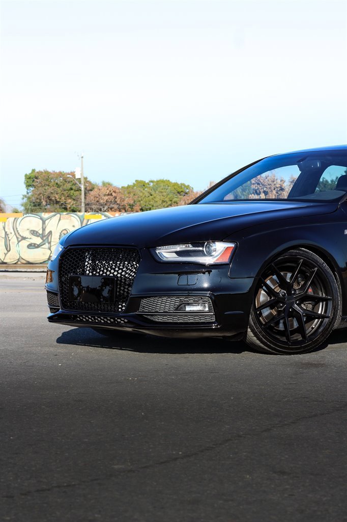 Used 2015 Audi S4 Premium Plus w/ Technology Package image 2