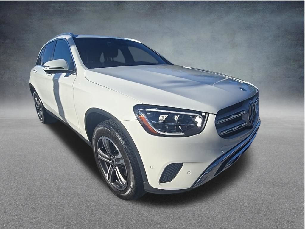 Used 2022 Mercedes-Benz GLC 300 4MATIC w/ Multimedia Package Lite image 3