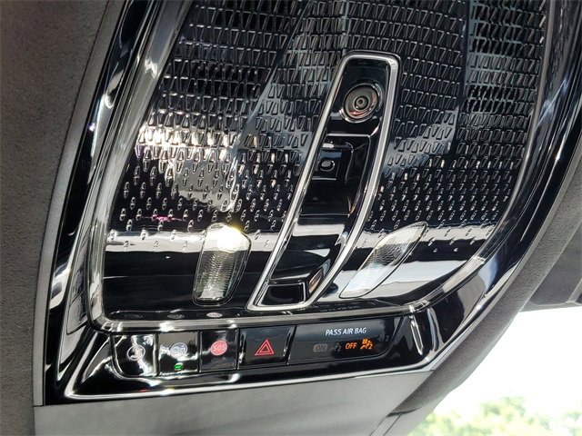 New 2025 Cadillac Escalade IQ Luxury 2 w/ LPO, Radiant Package image 19