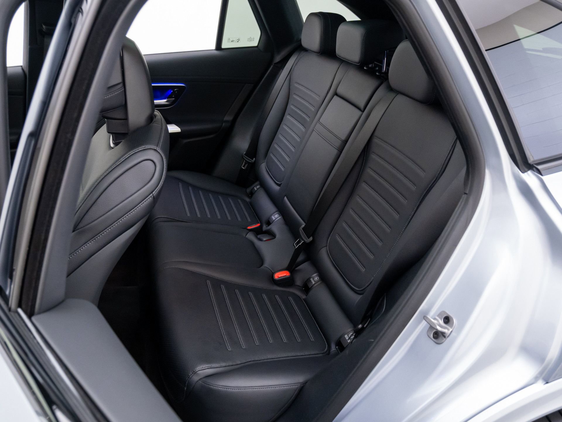 Certified 2025 Mercedes-Benz GLC 350e 4MATIC image 8