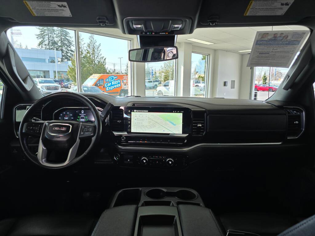 Used 2025 GMC Sierra 1500 SLT image 25