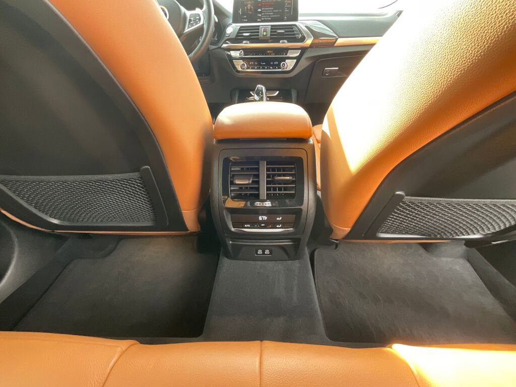 Used 2021 BMW X3 M40i w/ Executive Package image 11