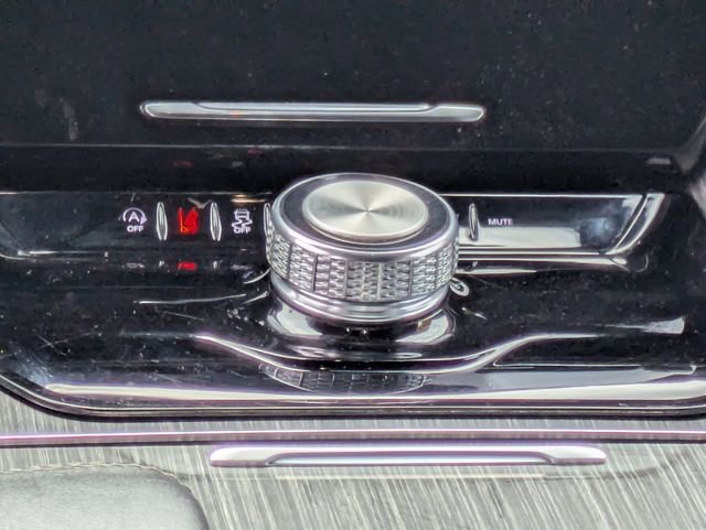 Used 2024 Jeep Wagoneer L Series II w/ Flexible Seating Group RWD image 21