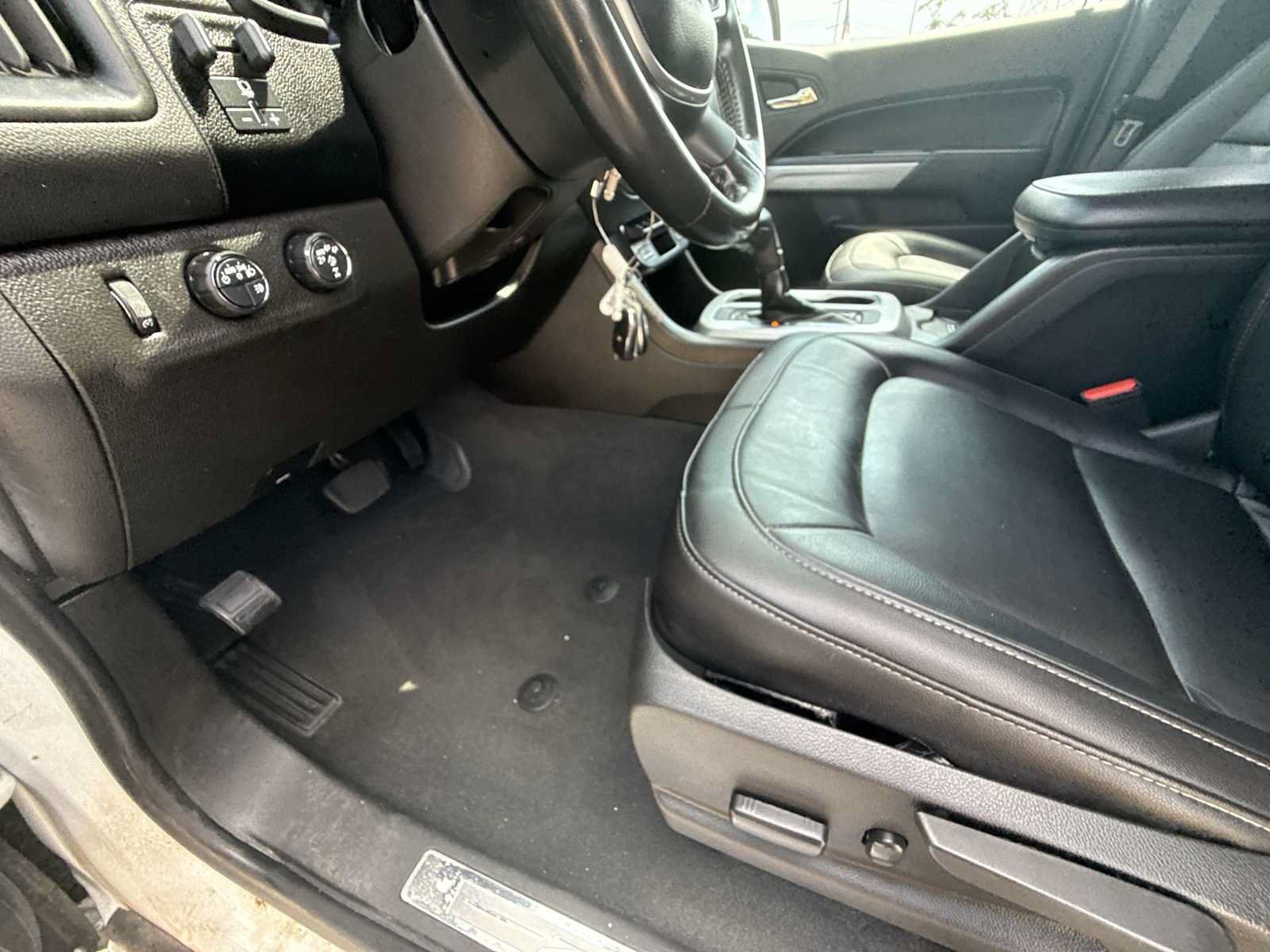 Certified 2019 Chevrolet Colorado ZR2 w/ ZR2 Dusk Special Edition AWD/4WD image 32