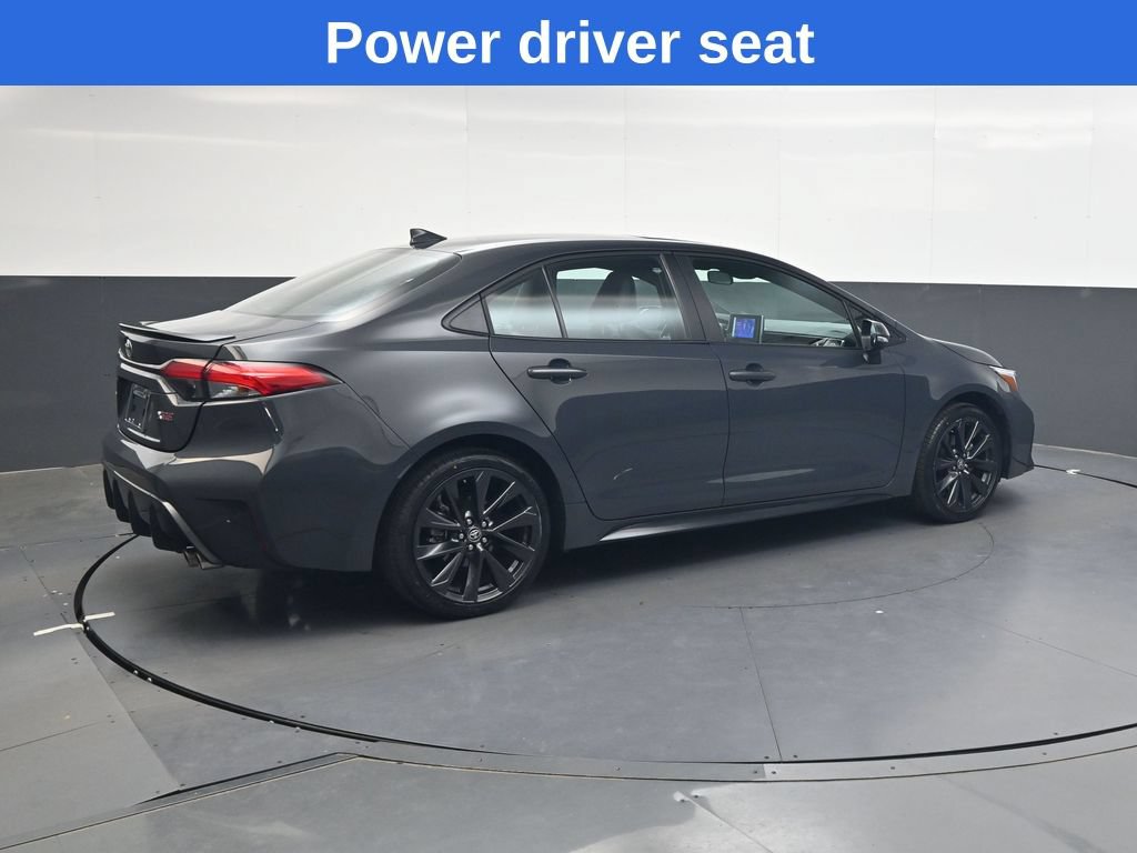 Used 2023 Toyota Corolla XSE FWD image 4