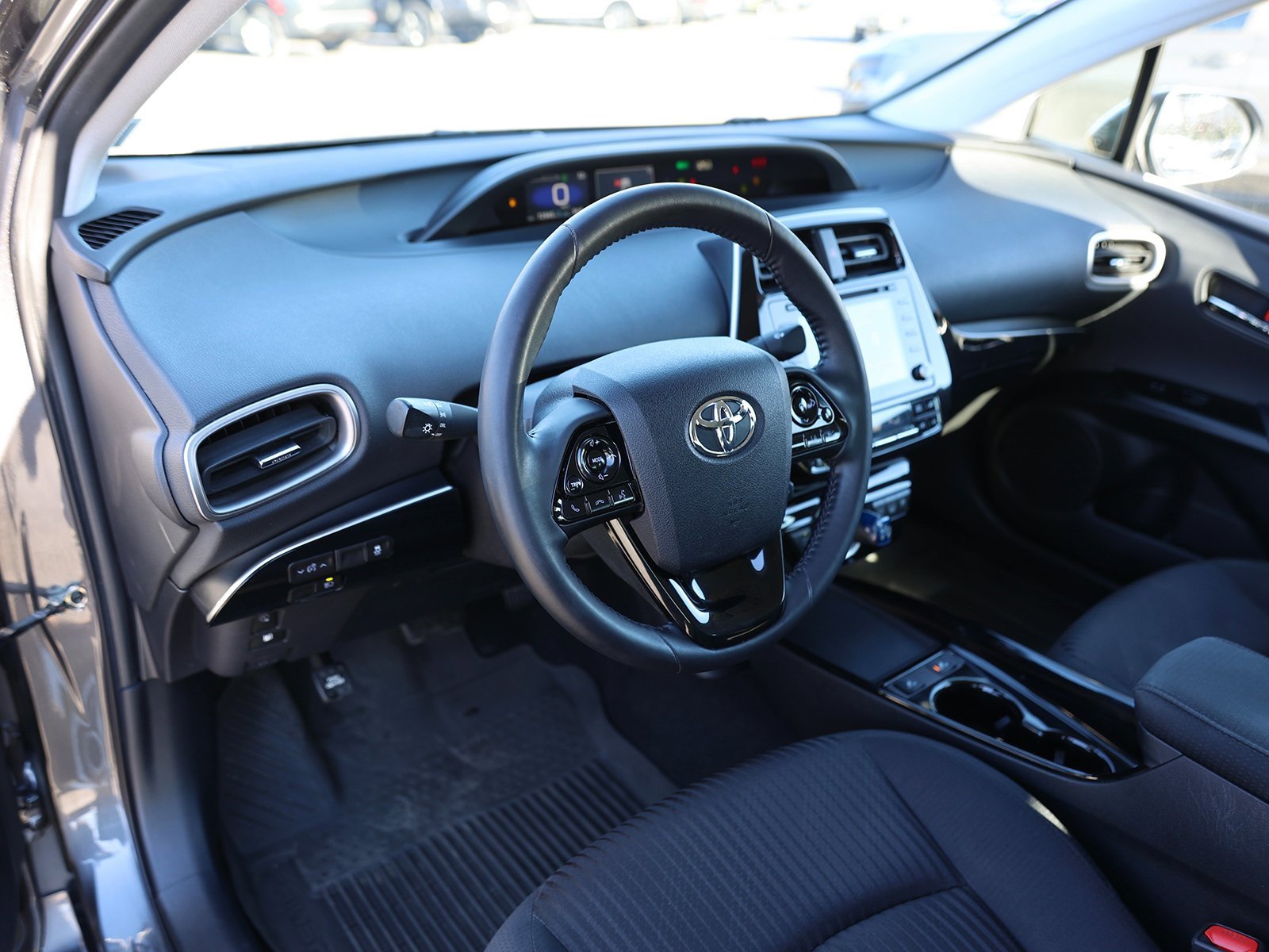 Used 2022 Toyota Prius Prime LE image 17