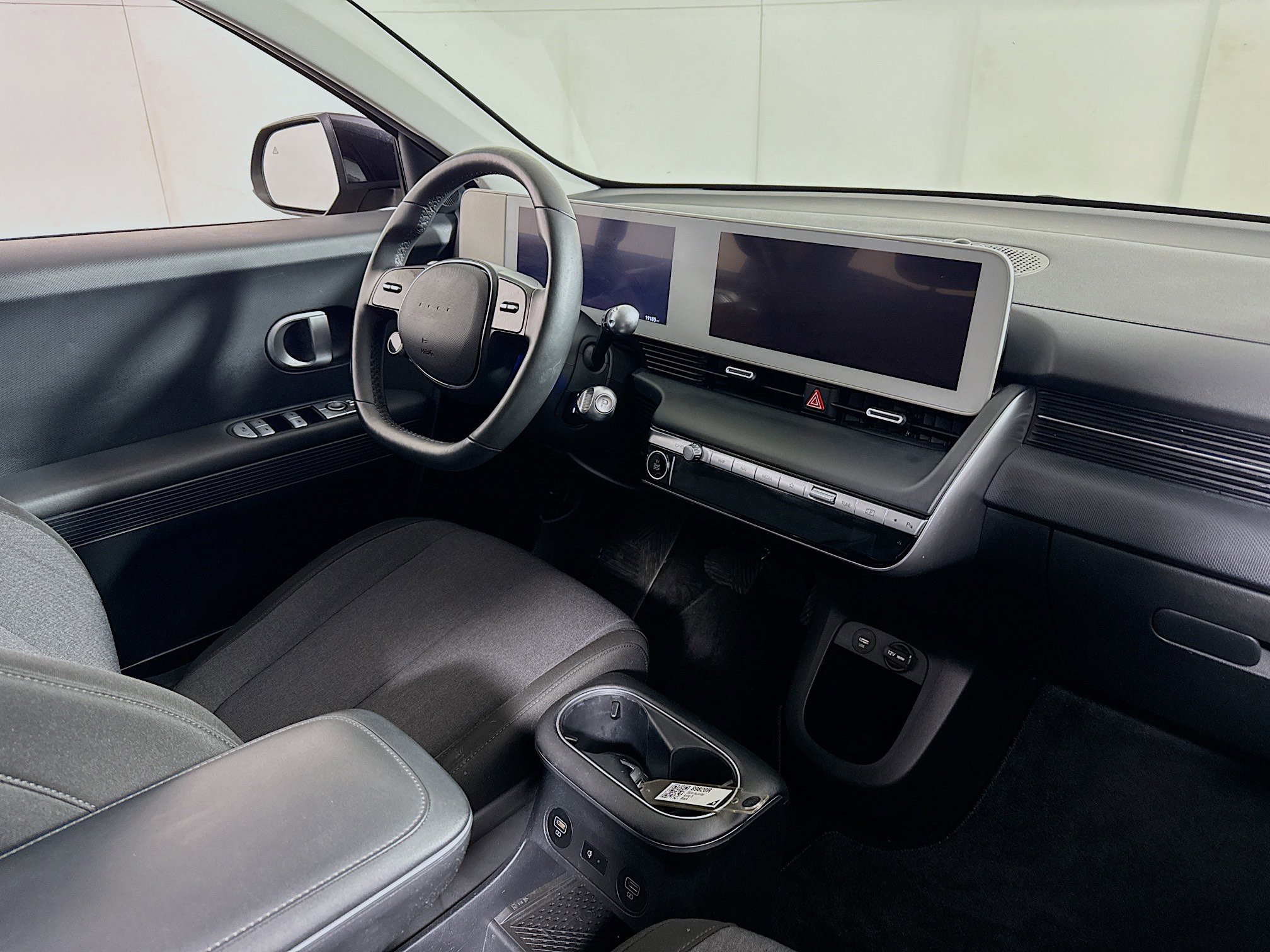 Used 2024 Hyundai Ioniq 5 SEL image 27