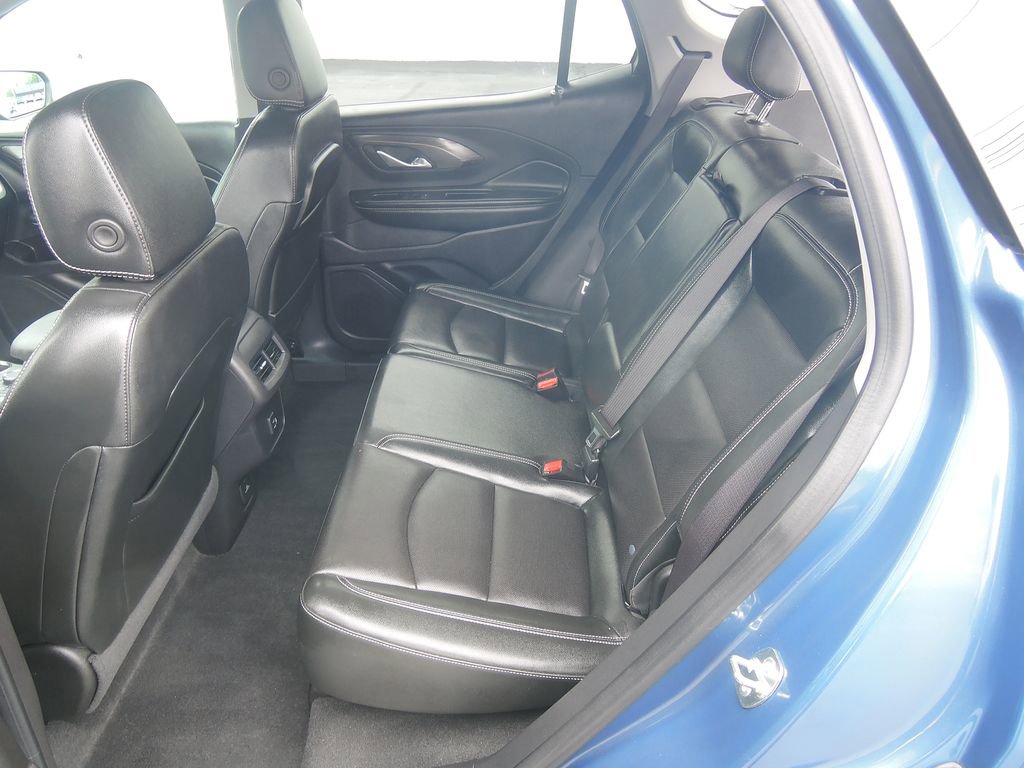 Used 2024 GMC Terrain SLT w/ Elevation Edition FWD image 27