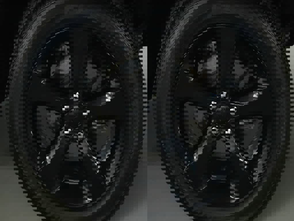 Certified 2024 Jeep Grand Cherokee Altitude image 31