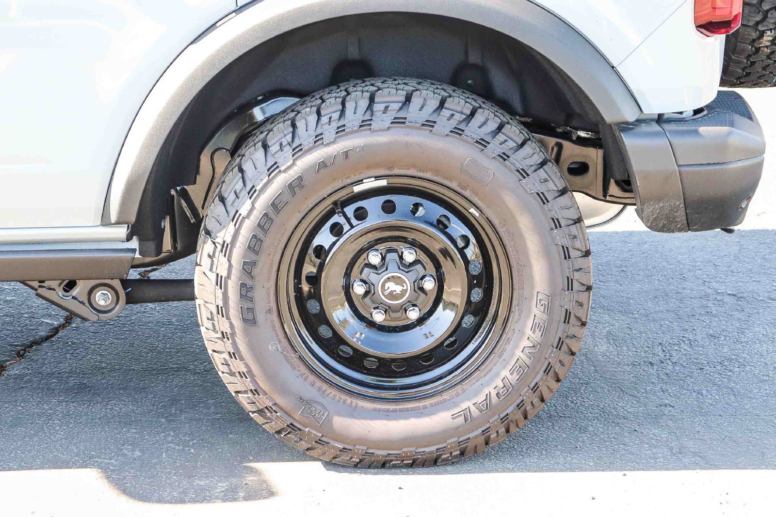 New 2026 Ford Bronco Big Bend w/ Black Diamond Package AWD/4WD image 8