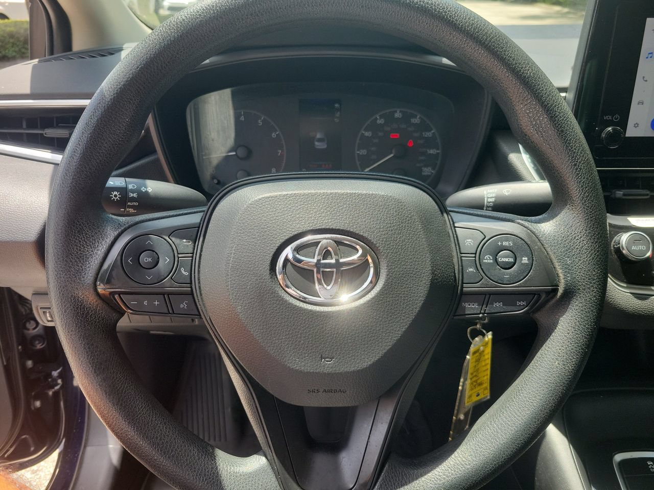 Used 2024 Toyota Corolla LE FWD image 18
