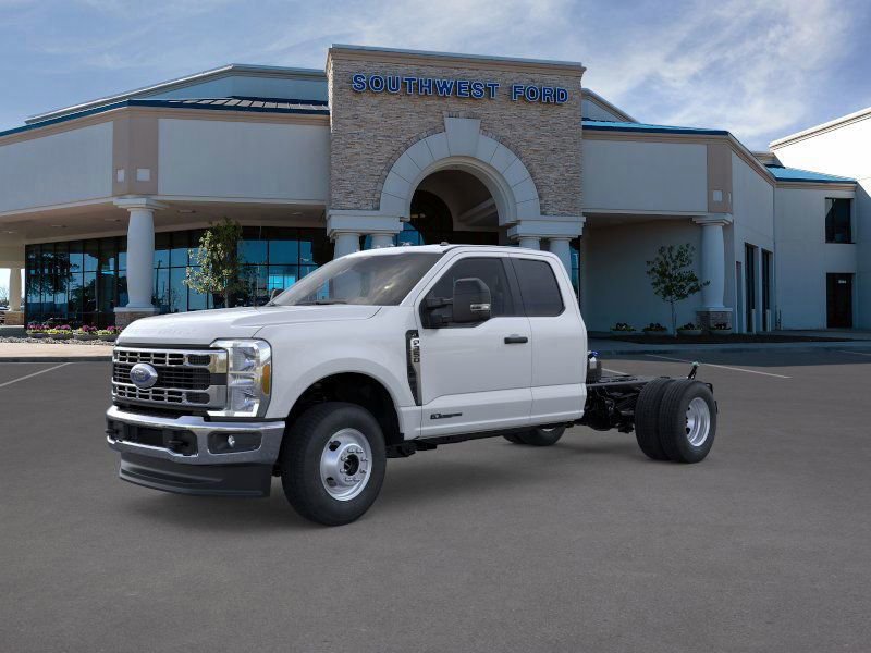 New 2025 Ford F350 XL w/ XL Chrome Package