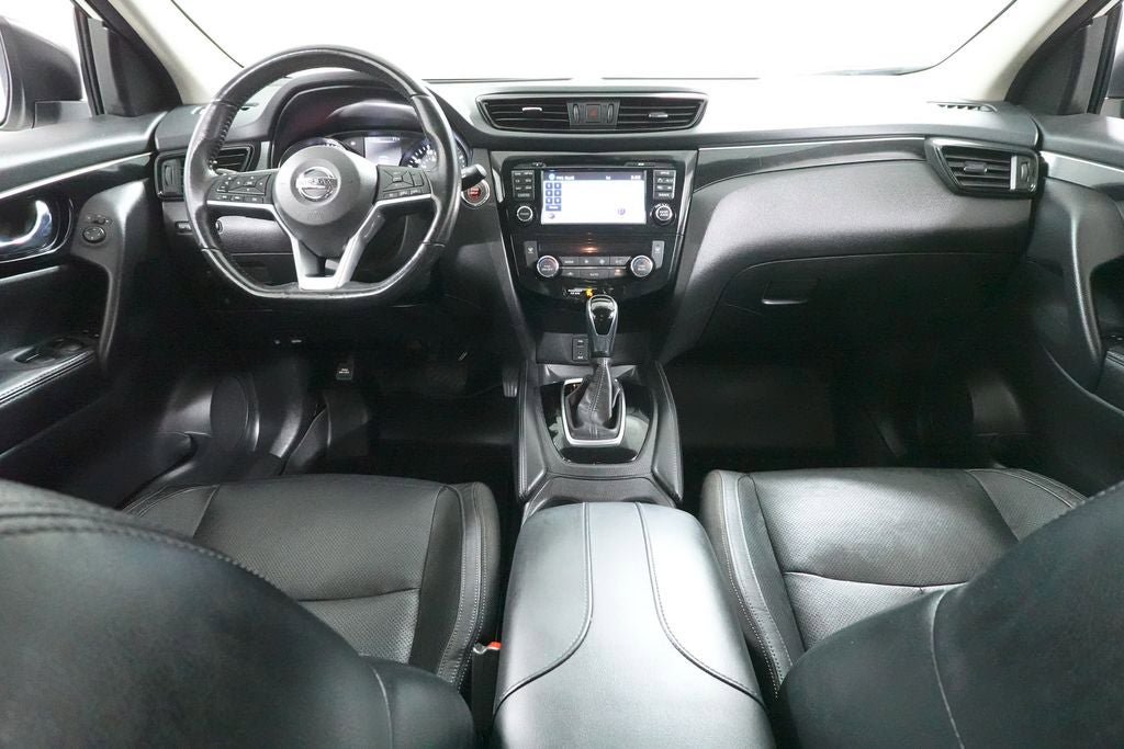 Used 2017 Nissan Rogue Sport SL FWD image 9